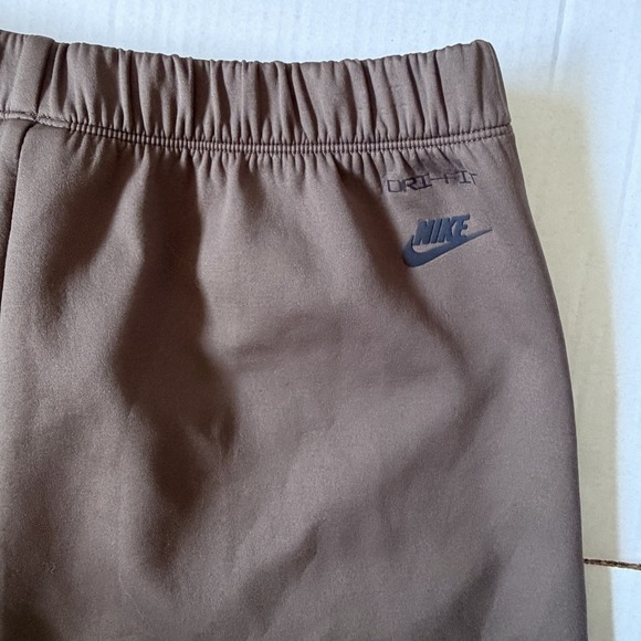 Nike Men's Large Dri-FIT Tech Pack Pants Brown Tapered Stretch Zip Pocket - Picture 7 of 9